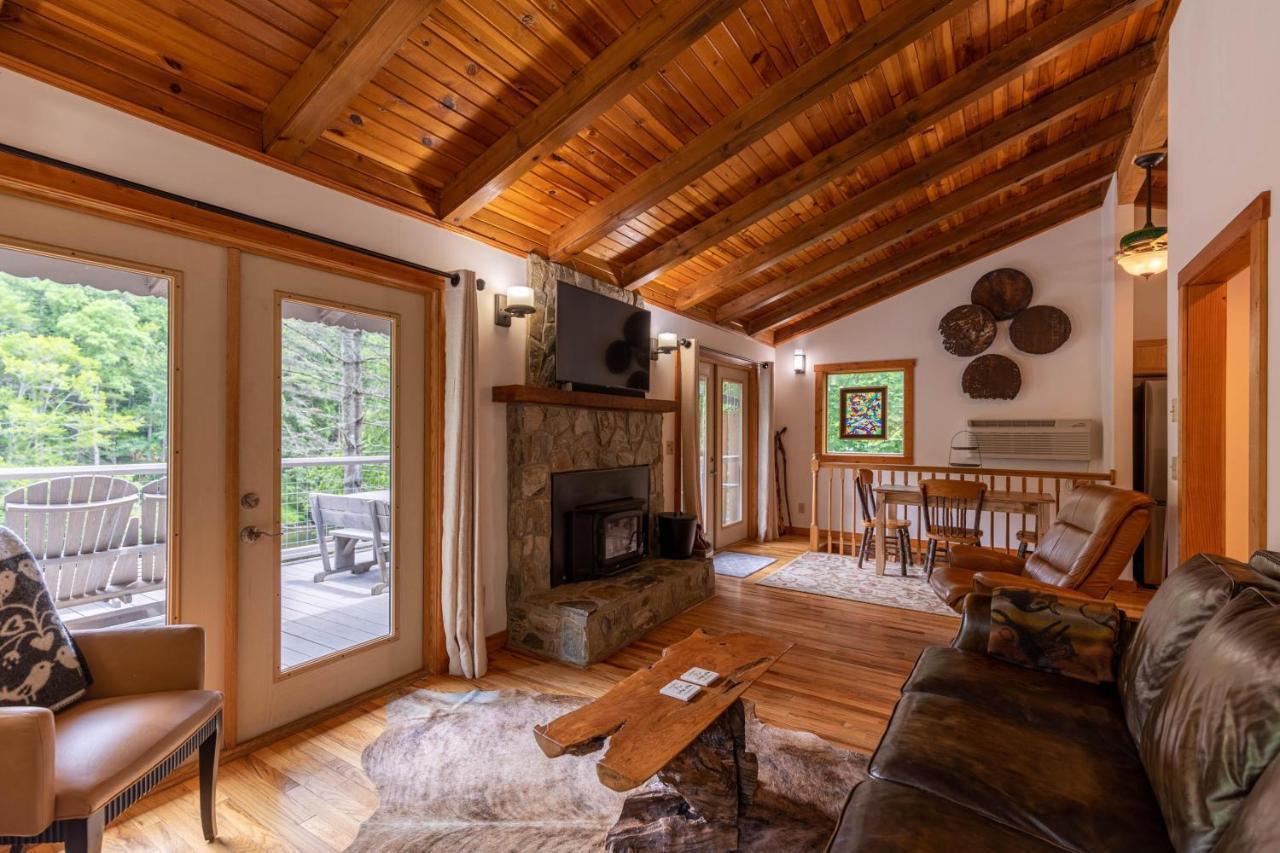 Villa Knotty Pine West Jefferson Exterior foto