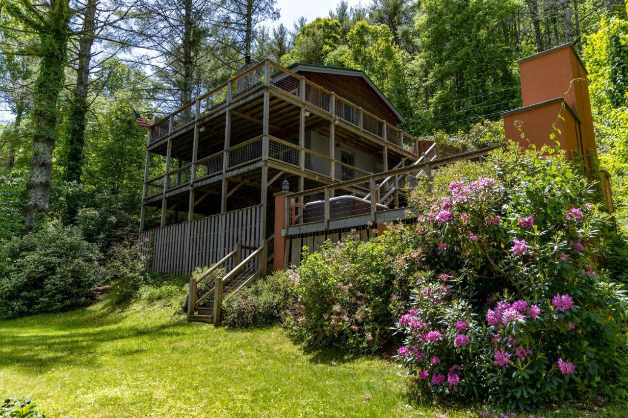 Villa Knotty Pine West Jefferson Exterior foto